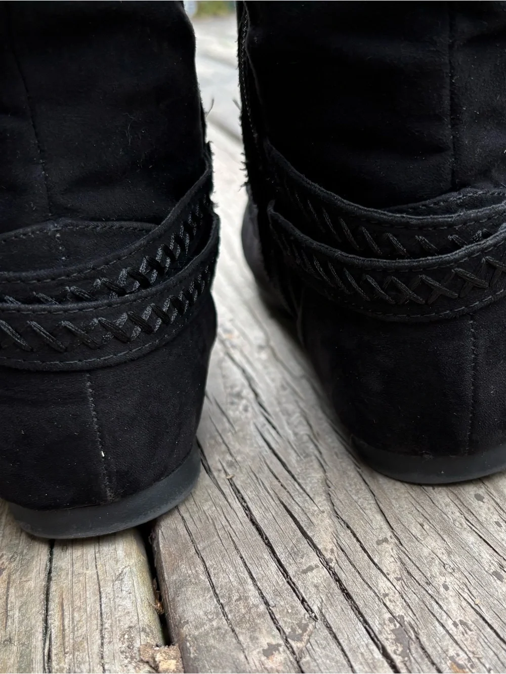 Women’s SO Black Suede Knee-high Boots with Braided Strap size 6.5